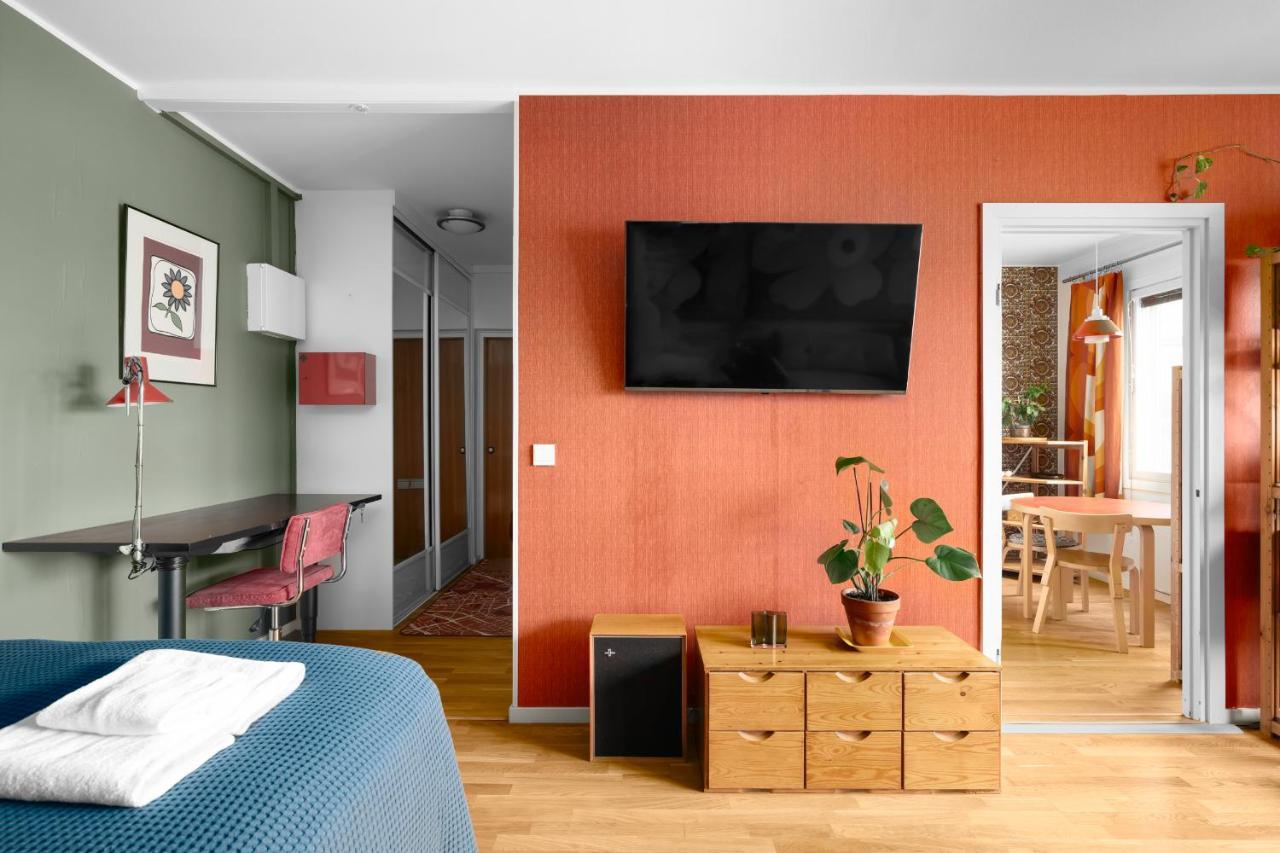 Wehost Spacious Traveller's Hq Above Metro @vilhonvuorenkuja 16 Appartamento