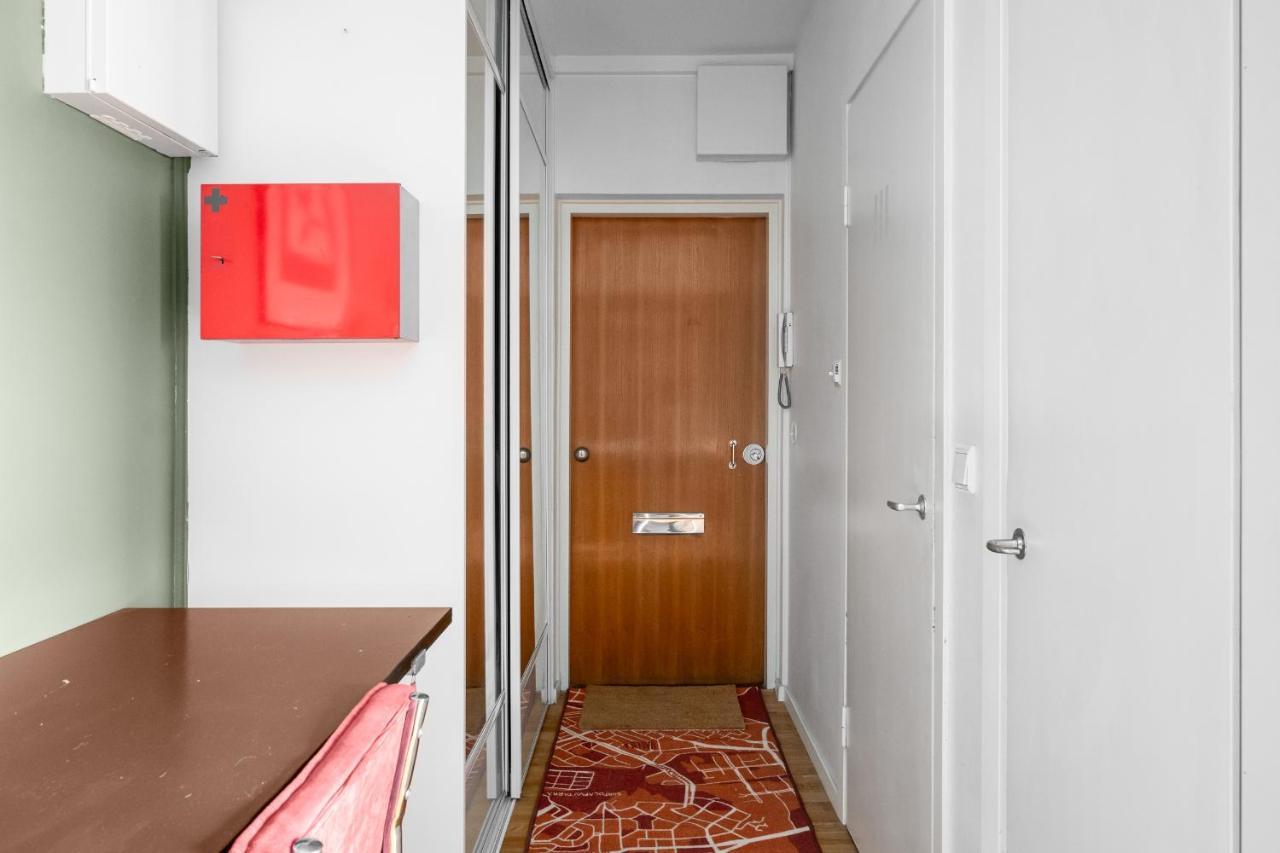 Wehost Spacious Traveller's Hq Above Metro @vilhonvuorenkuja 16 Appartamento *